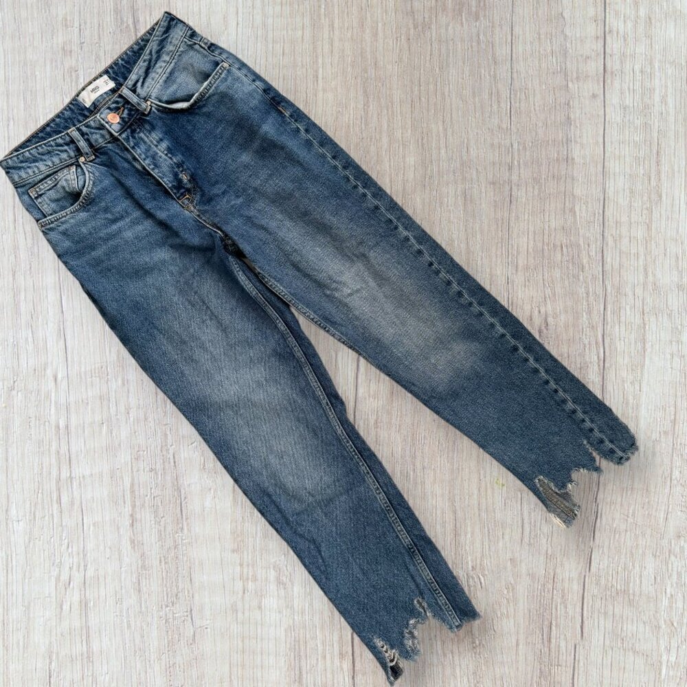 MANGO MNG Slouchy Mom High Waist Cropped Frayed Button Fly Jeans Denim Size 4
